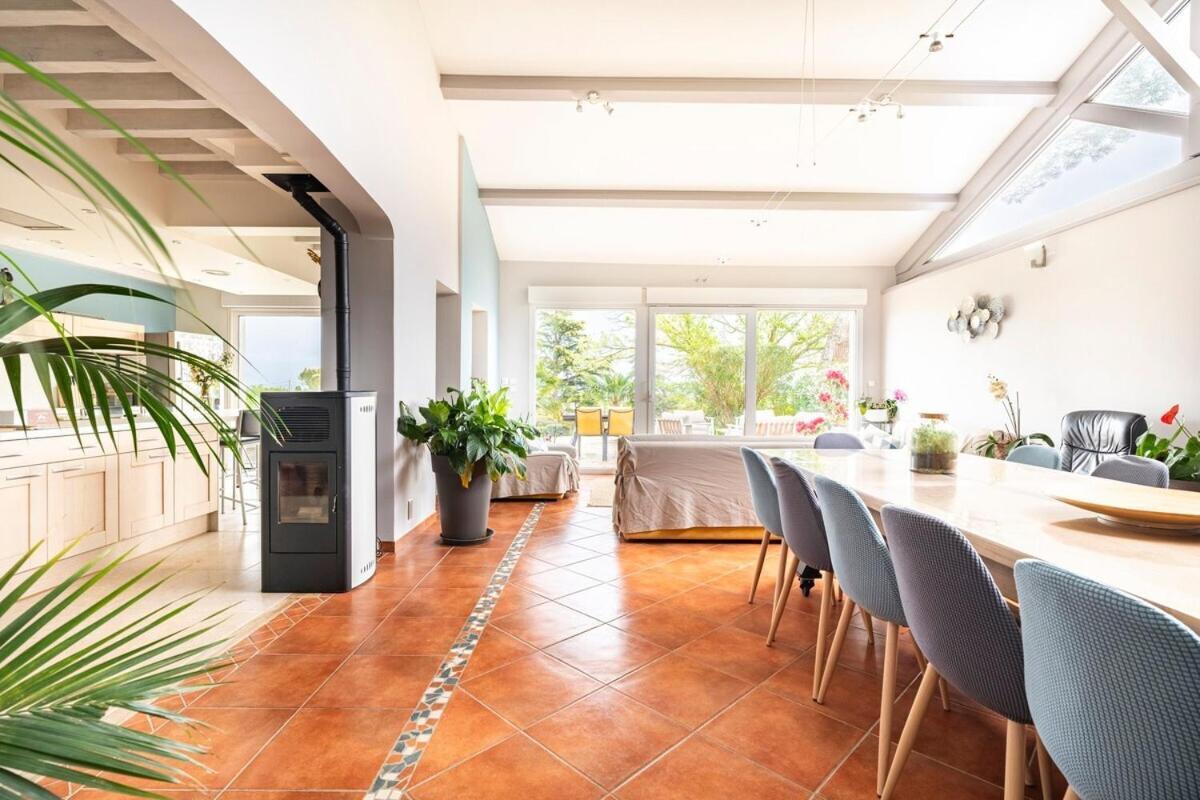 La Villa Moursoise 4 Etoiles Dış mekan fotoğraf