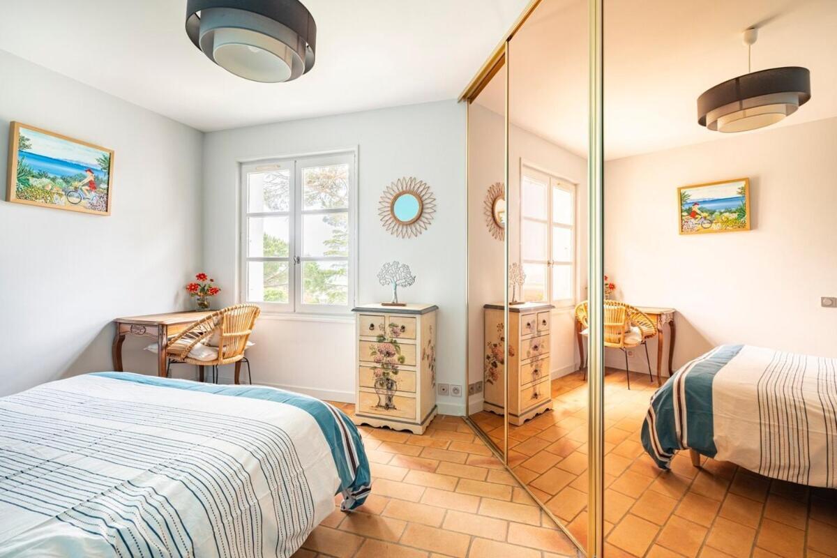 La Villa Moursoise 4 Etoiles Dış mekan fotoğraf
