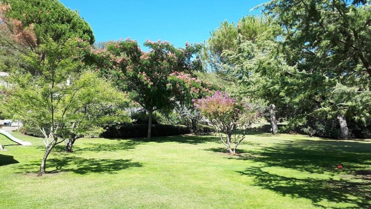 La Villa Moursoise 4 Etoiles Dış mekan fotoğraf