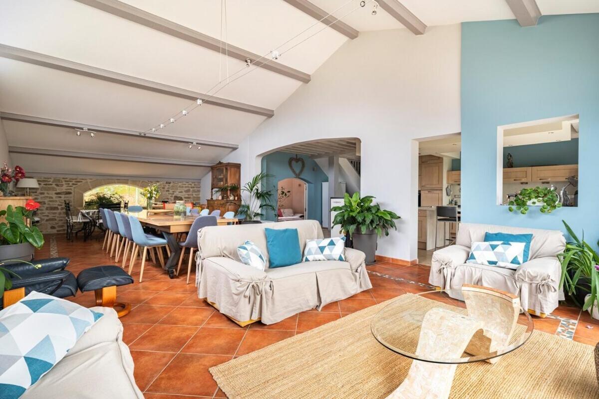 La Villa Moursoise 4 Etoiles Dış mekan fotoğraf